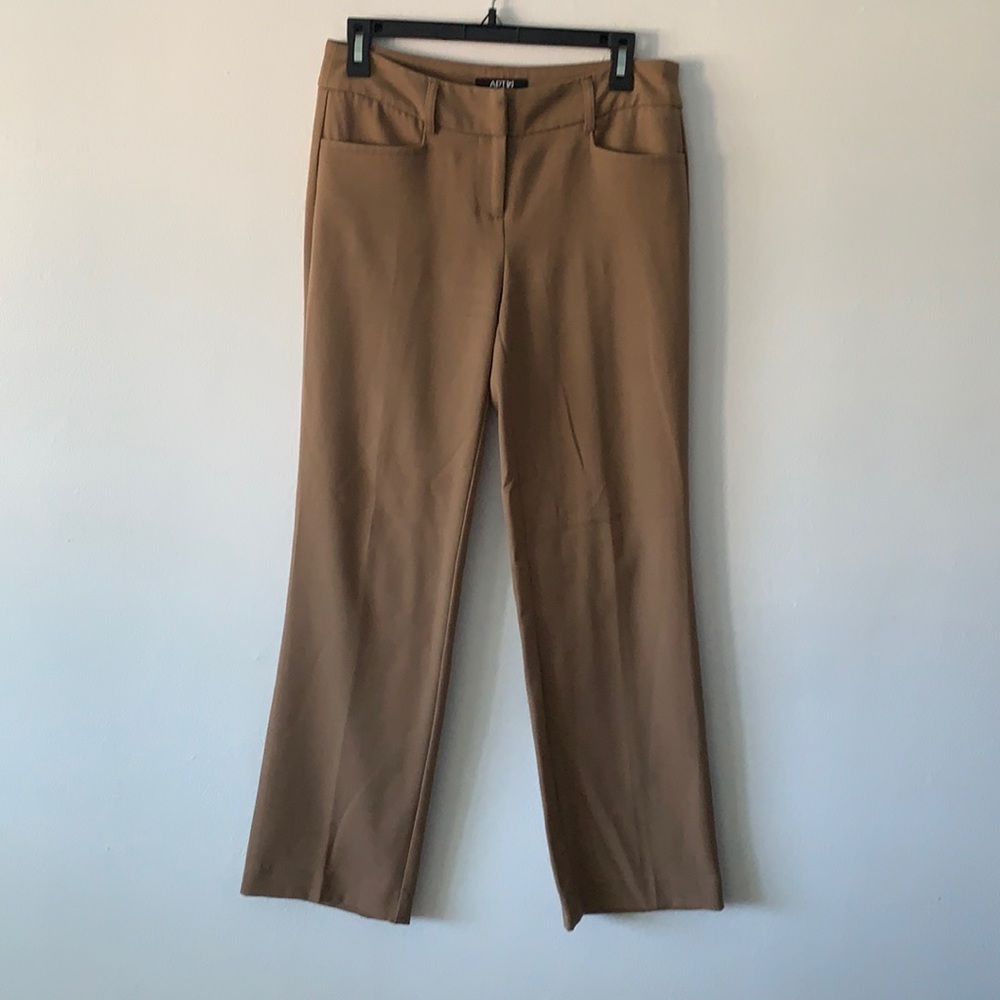 NWOT Apt. 9 Modern Fit Tan Pants